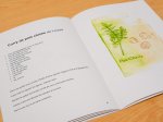 Vignette Image 2 : page du livre de recette pr&eacute;sentant la recette du curry de pois chiche avec un dessin de la l&eacute;gumineuse en vis &agrave; vis
