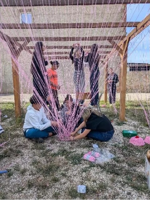 Image 1 : Et si ça ne tenait qu'à un fil… 