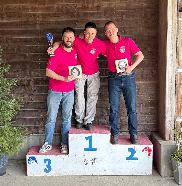 Image 1 : Podium Champions de France Mar&eacute;chalerie